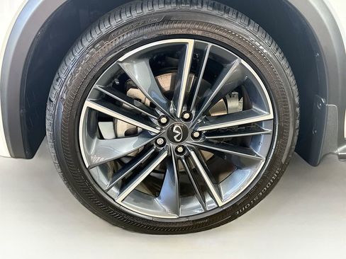Certified 2025 INFINITI QX55 Essential image 41