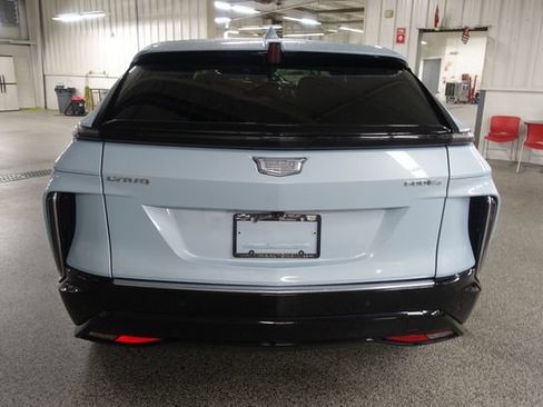 Used 2024 Cadillac Lyriq Tech AWD/4WD image 6