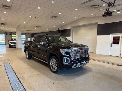 Used 2020 GMC Sierra 1500 Denali w/ Denali Ultimate Package AWD/4WD image 1