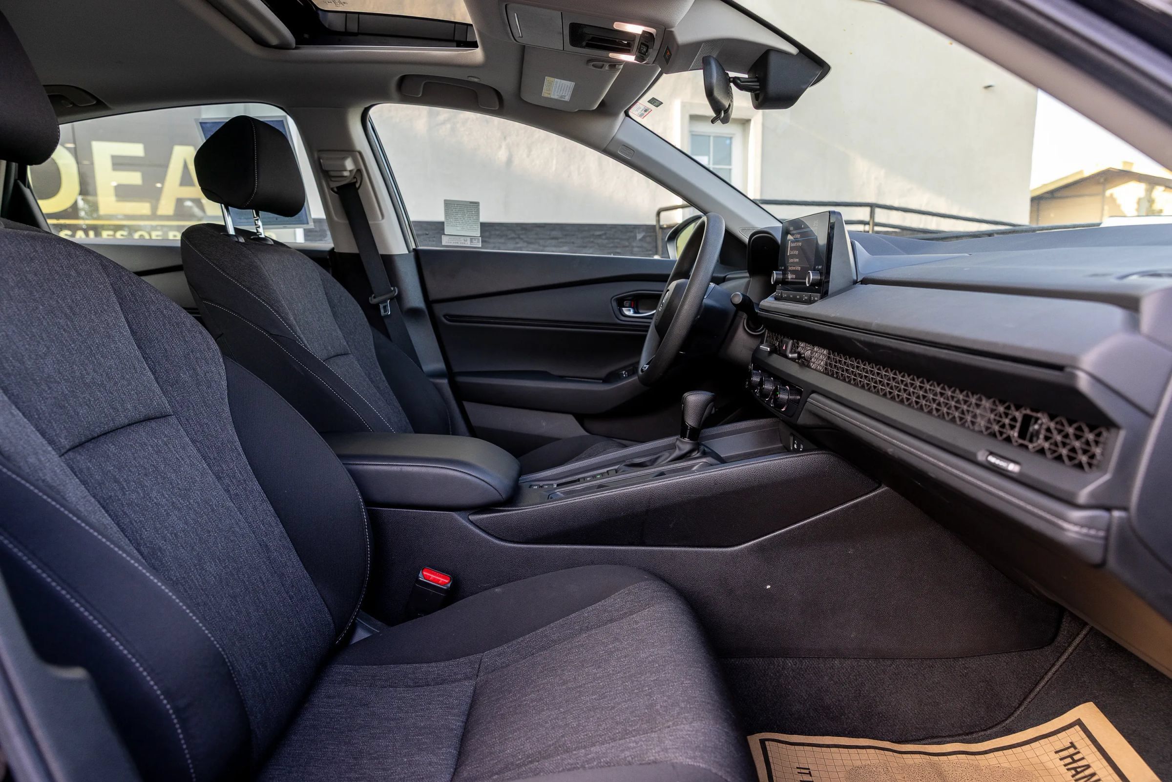Used 2023 Honda Accord EX image 30