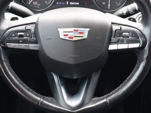 Used 2020 Cadillac XT4 Premium Luxury FWD image 13