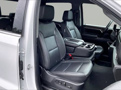 Used 2025 GMC Sierra 1500 SLT AWD/4WD image 19