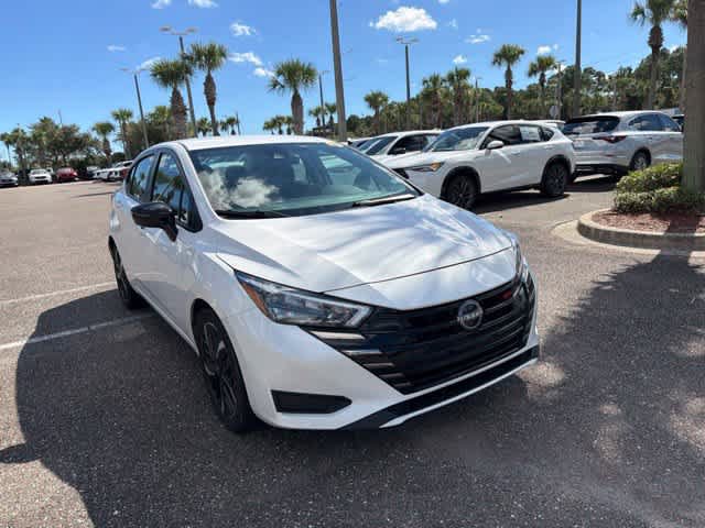 Used 2024 Nissan Versa SR FWD image 8