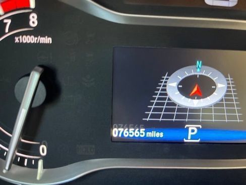Used 2018 Honda Pilot Touring image 7