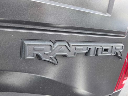 Used 2018 Ford F150 Raptor w/ Equipment Group 802A Luxury AWD/4WD image 15