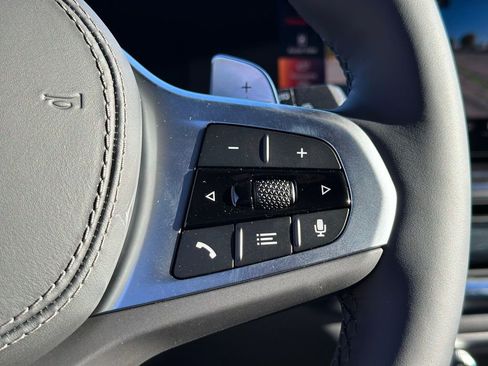 New 2026 BMW X5 xDrive50e w/ Executive Package image 31