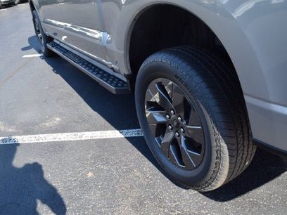 New 2025 Ford F150 Lightning Flash