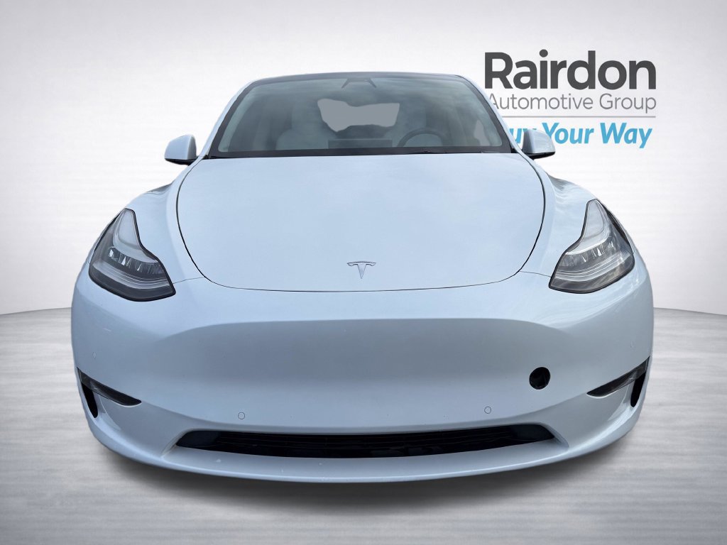 Used 2022 Tesla Model Y Long Range AWD/4WD image 2