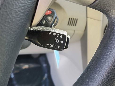 Used 2012 Toyota Corolla LE image 20