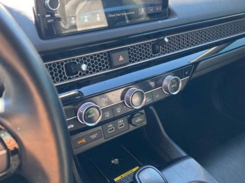 Used 2023 Honda Civic Touring image 24