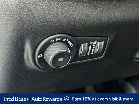 Used 2024 Jeep Compass Latitude AWD/4WD image 14