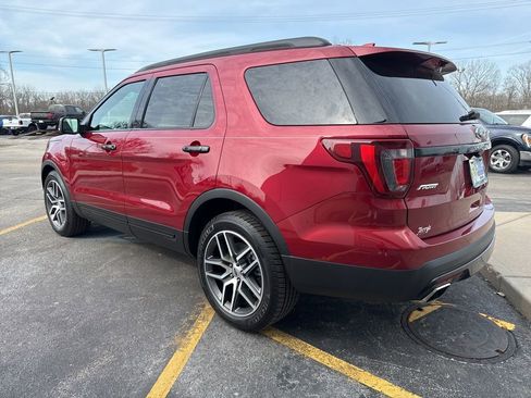 Used 2017 Ford Explorer Sport w/ Equipment Group 401A image 4