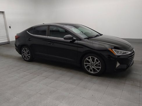 Used 2019 Hyundai Elantra Limited FWD image 11