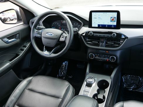 Used 2022 Ford Escape SEL AWD/4WD image 9