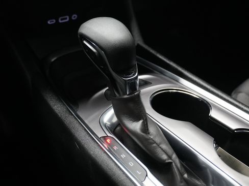 Used 2021 Chevrolet Malibu LT image 20