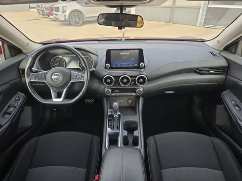 Used 2021 Nissan Sentra SV image 14