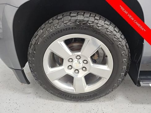 Used 2020 Chevrolet Tahoe Premier w/ Max Trailering Package AWD/4WD image 9