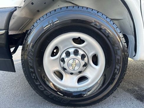 Used 2020 Chevrolet Express 2500 2500 w/ Enhanced Convenience Package image 9