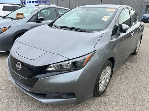 Used 2025 Nissan Leaf S FWD image 1