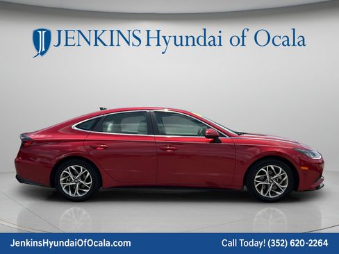 Certified 2023 Hyundai Sonata SEL FWD image 2