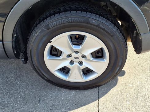 Used 2013 Ford Explorer FWD image 25