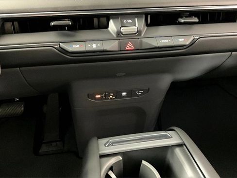 New 2026 Kia EV9 Land w/ Nightfall Edition Package image 6