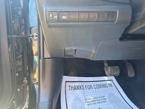 Used 2024 Toyota Corolla LE FWD image 13