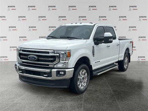 Used 2022 Ford F250 Lariat w/ Lariat Ultimate Package image 3