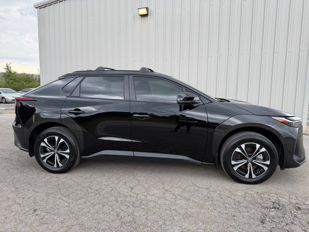 Used 2025 Toyota bZ4X FWD w/ Weather Package image 4