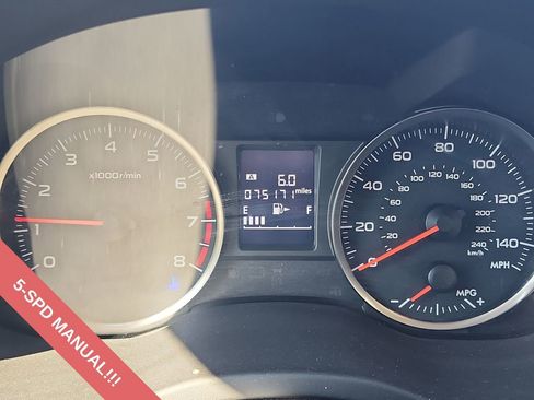 Used 2017 Subaru Crosstrek 2.0i Premium image 18