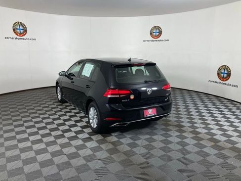 Used 2018 Volkswagen Golf S image 17