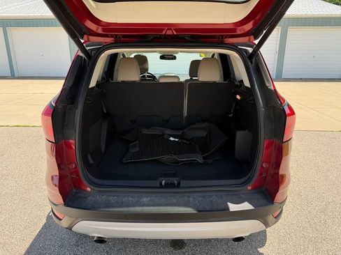 Used 2019 Ford Escape Titanium AWD/4WD image 11