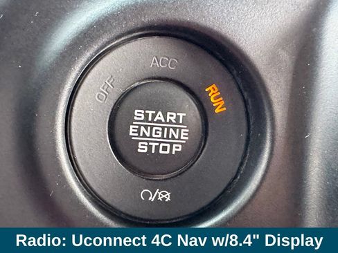 Used 2021 Jeep Gladiator Rubicon AWD/4WD image 16