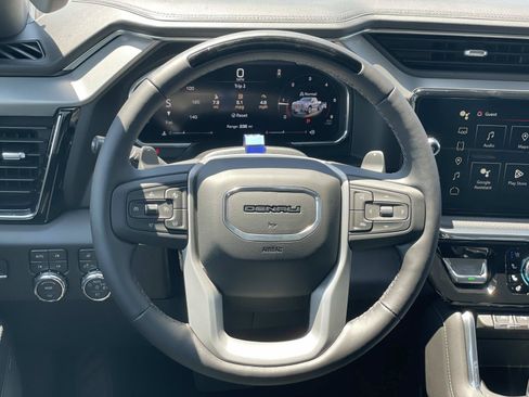 New 2026 GMC Sierra 1500 Denali w/ Technology Package AWD/4WD image 10