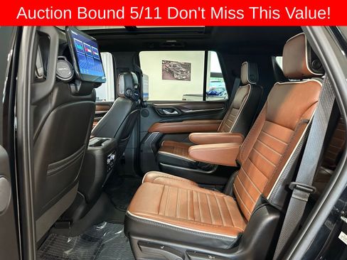 Used 2024 GMC Yukon Denali Ultimate AWD/4WD image 41