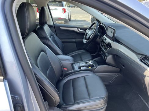 Used 2022 Ford Escape SEL w/ Technology Package image 36