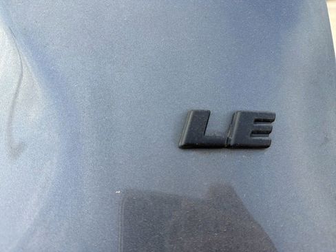 Used 2024 Toyota RAV4 LE image 10