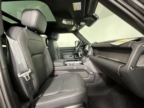 New 2026 Land Rover Defender 130 V8 AWD/4WD image 3