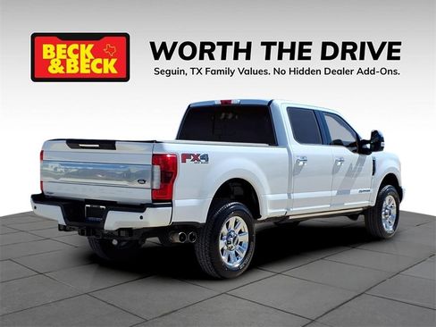 Used 2019 Ford F250 Platinum w/ Platinum Ultimate Package image 5