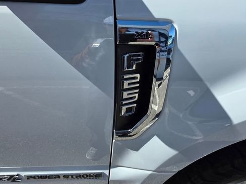 Used 2022 Ford F250 XL w/ XL Value Package RWD image 31
