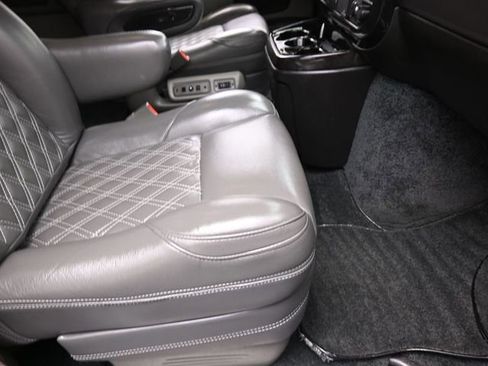 Used 2023 Chevrolet Express 2500 Extended image 35