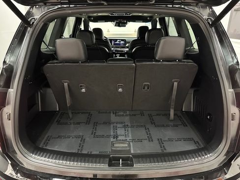 Used 2025 Kia Telluride AWD image 38