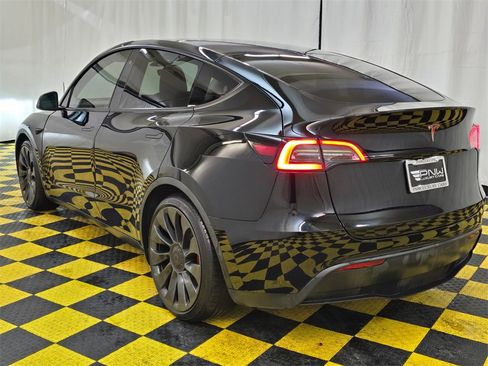 Used 2023 Tesla Model Y Performance image 5