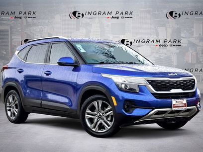 Used 2023 Kia Seltos S w/ Navigation Package