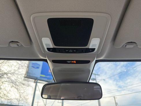 Certified 2023 Honda HR-V LX image 32