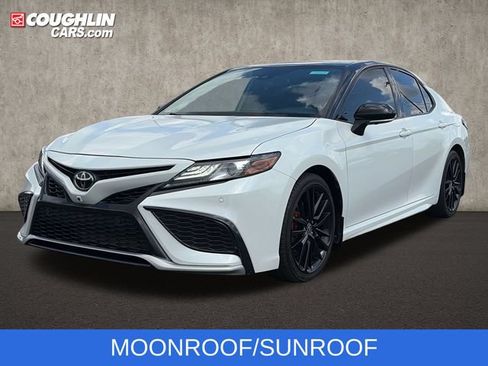 Used 2023 Toyota Camry XSE w/ Navigation Package FWD image 4