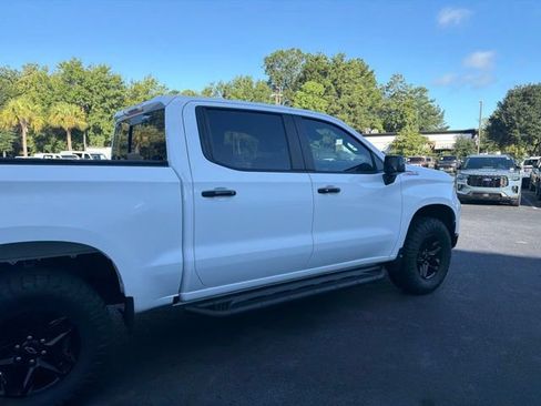 Used 2023 Chevrolet Silverado 1500 LT Trail Boss w/ Convenience Package II AWD/4WD image 4