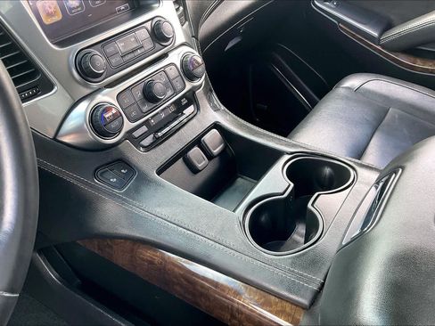 Used 2018 Chevrolet Tahoe LT RWD image 17