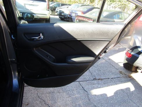 Used 2018 Kia Forte S w/ S Technology Plus Package image 20