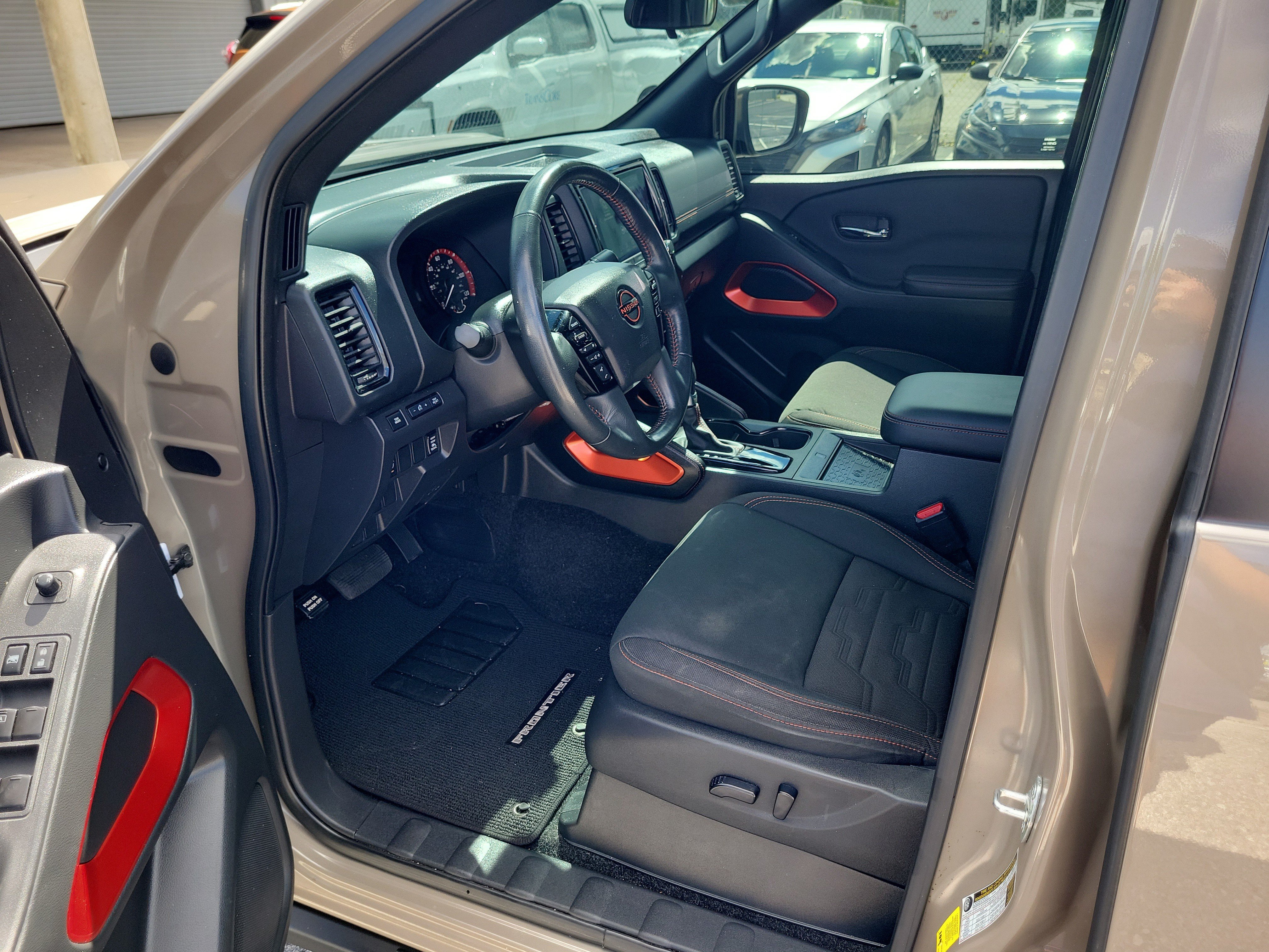 Certified 2024 Nissan Frontier Pro-X w/ Pro Convenience Package RWD image 11
